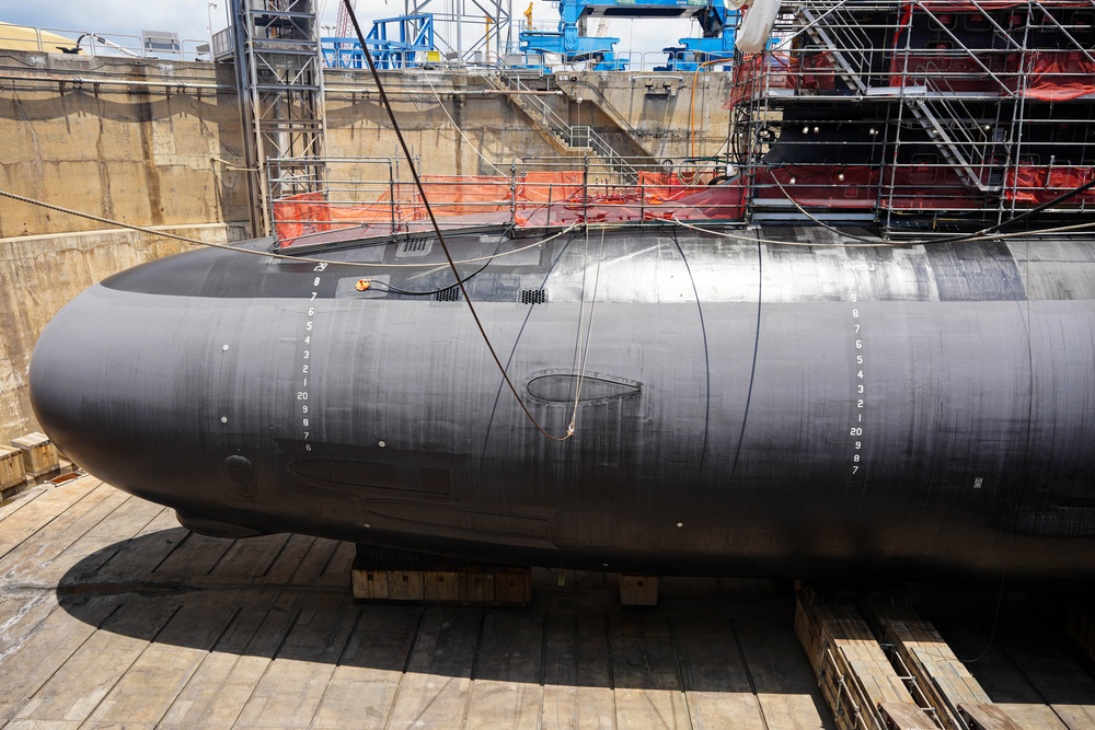 USS Illinois successfully undocks at Pearl Harbor Naval Shipyard