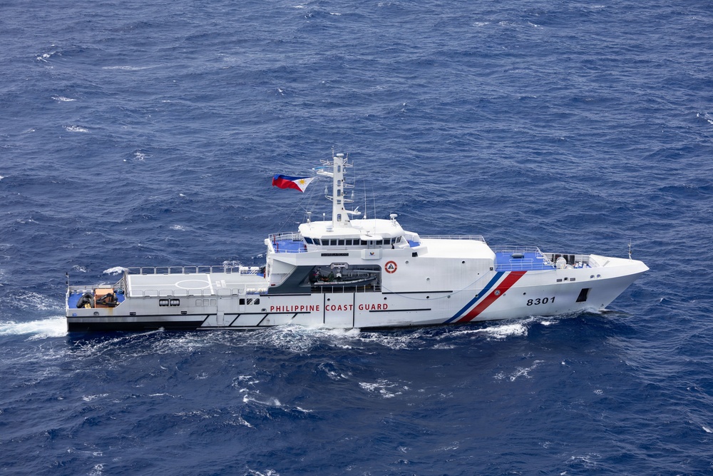 Partner navies sail in formation for RIMPAC 26