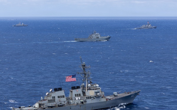 Partner navies sail in formation for RIMPAC 26