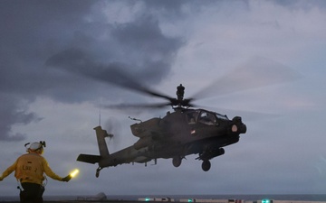 USS Essex Conducts Night Flights
