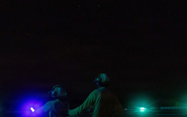 USS Essex Conducts Night Flights