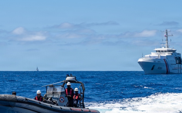 U.S., Philippine Coast Guard conduct SAR training during RIMPAC 2026