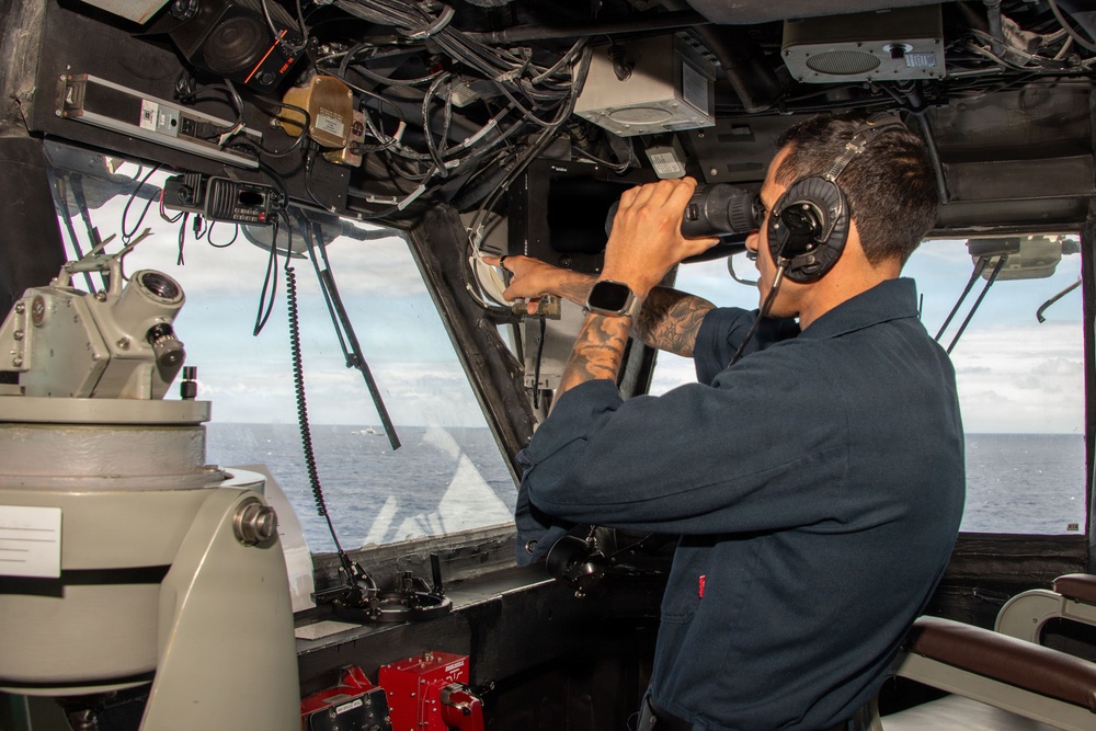 USS Essex participates in group sail during RIMPAC 26