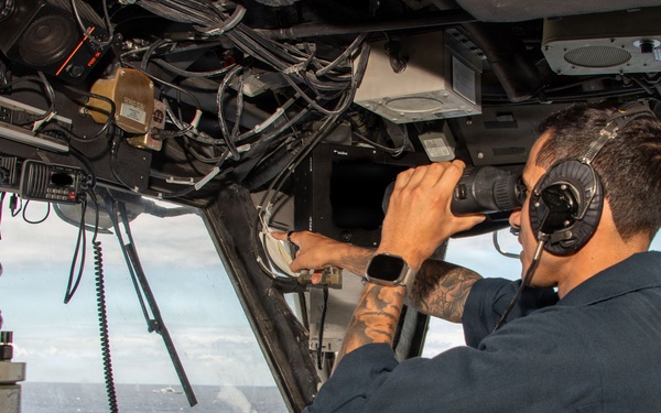 USS Essex participates in group sail during RIMPAC 26