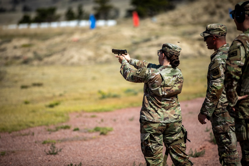Soldiers Sharpen Marksmanship Before Deployment