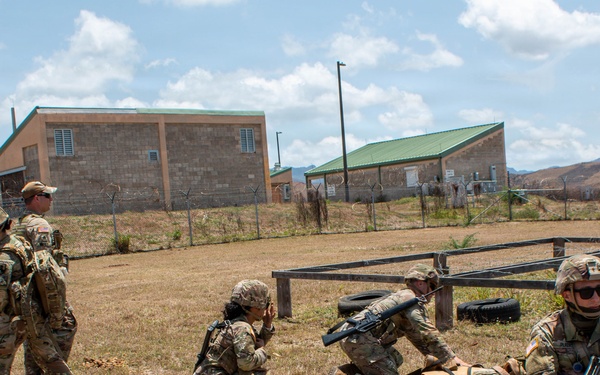 1065th Medical Company (Area Support) Conducts Integrated Medical Training Lane