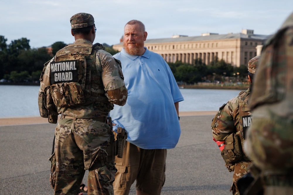 Mississippi Guardsmen Patrol Jefferson Memorial