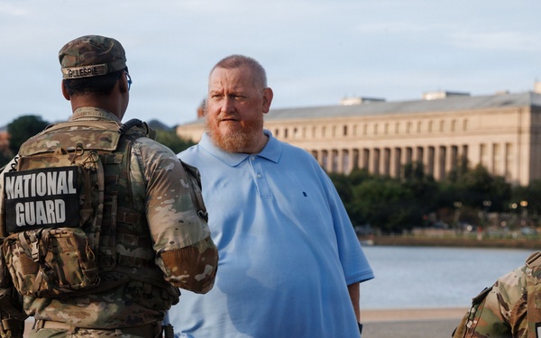Mississippi Guardsmen Patrol Jefferson Memorial