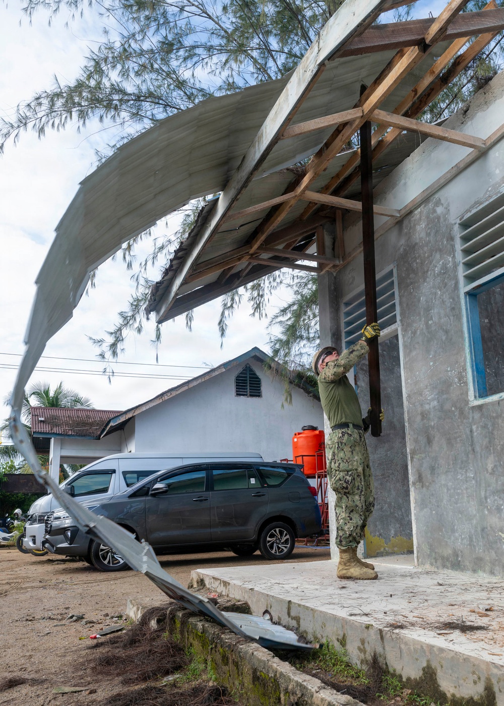 Pacific Partnership 2026 engineering team reaches halfway point on renovations at National Elementary School #158490 in Pandan, Indonesia