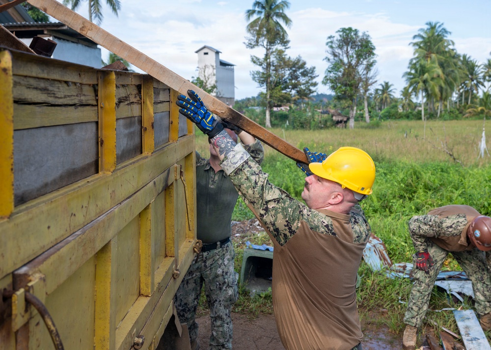 Pacific Partnership 2026 engineering team reaches halfway point on renovations at National Elementary School #158490 in Pandan, Indonesia