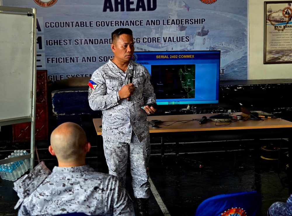 Japan, Philippine, U.S. forces conduct Multilateral Maritime Cooperative Activity