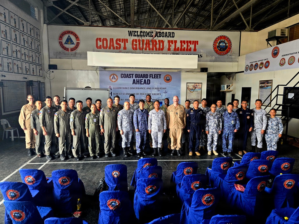 Japan, Philippine, U.S. forces conduct Multilateral Maritime Cooperative Activity