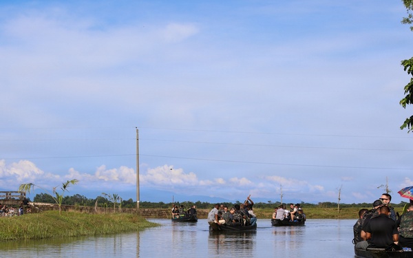 U.S. Army Soldiers Enjoy a Recreational Day in Bangladesh
