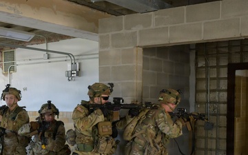 Indiana National Guard Infantrymen Enhance Warfighting Readiness Through Urban Combat Training
