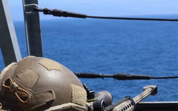John P. Murtha Conducts ARGMUEX with Makin Island ARG