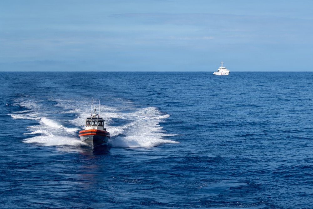 USCGC Kimball (WMSL 756) launches Long-Range Interceptor small boat during RIMPAC 2026