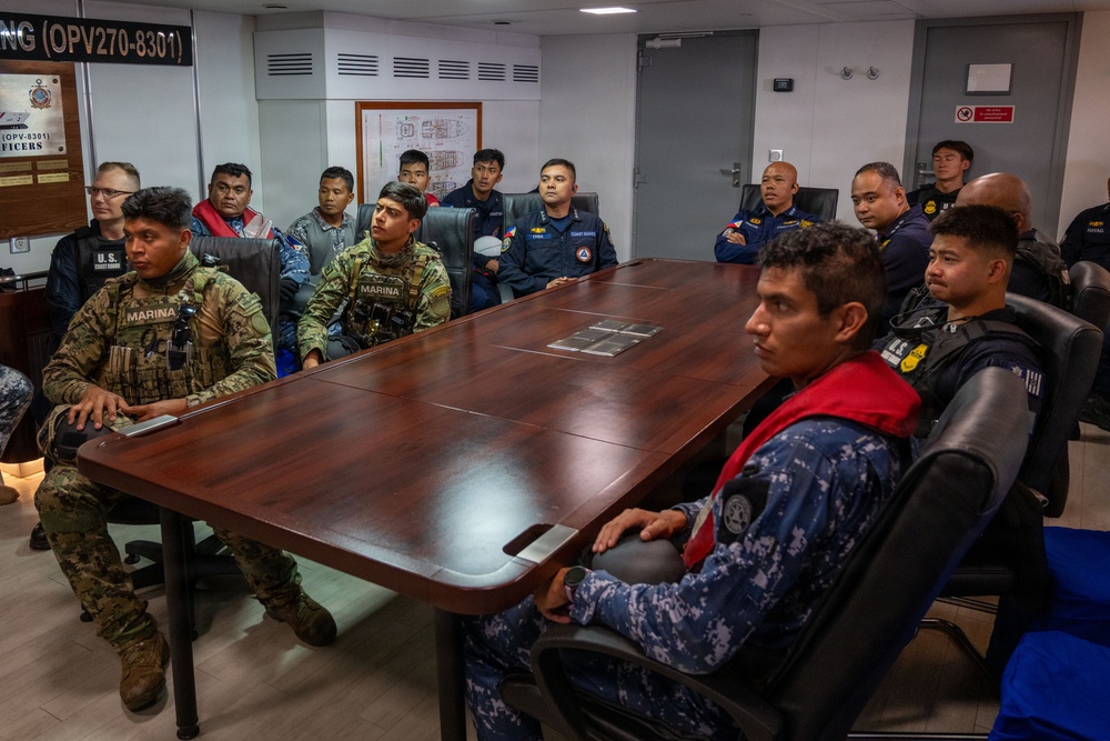 U.S., Philippine Coast Guard and Mexican Navy conduct training during RIMPAC 2026