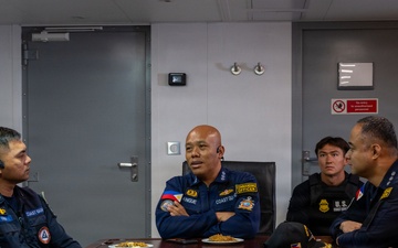 U.S., Philippine Coast Guard and Mexican Navy conduct training during RIMPAC 2026