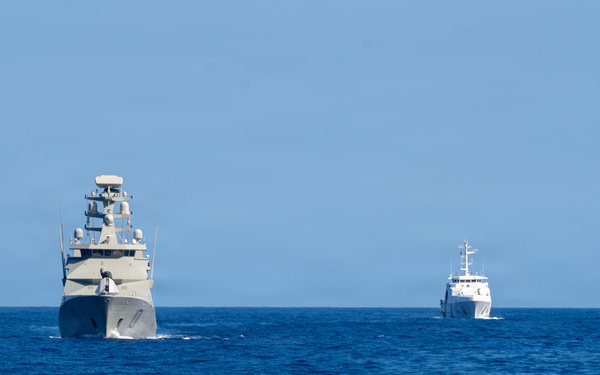 Mexican Navy, Philippine Coast Guard sail in formation during RIMPAC 2026