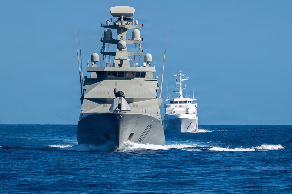 Mexican Navy, Philippine Coast Guard sail in formation during RIMPAC 2026