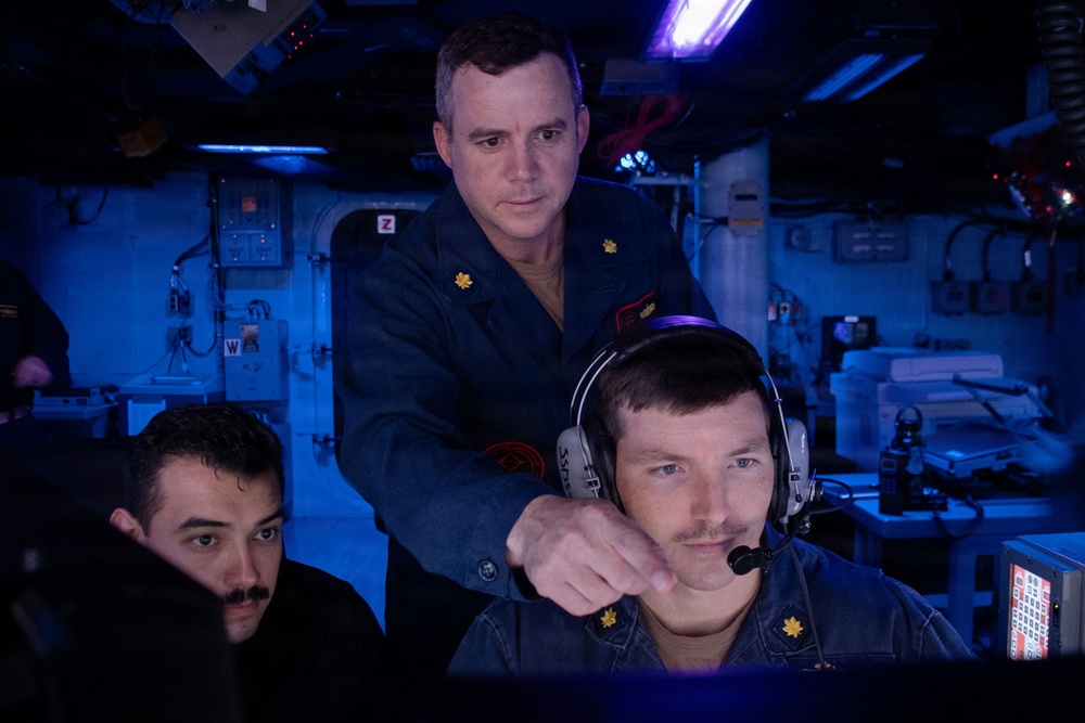 Warfare tactics instructors conduct training on USS Essex during RIMPAC 2026