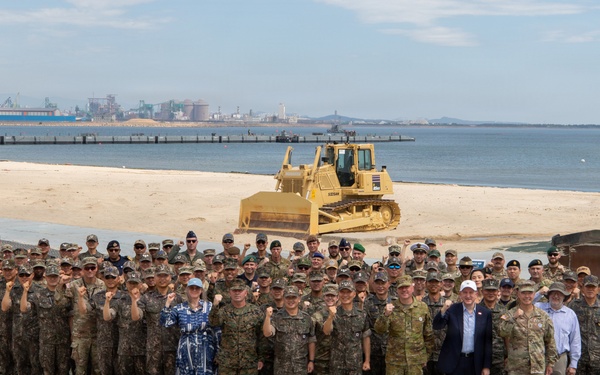 CJLOTS 26: U.S., ROK, allied partners visit CJLOTS operations on Dogu Beach