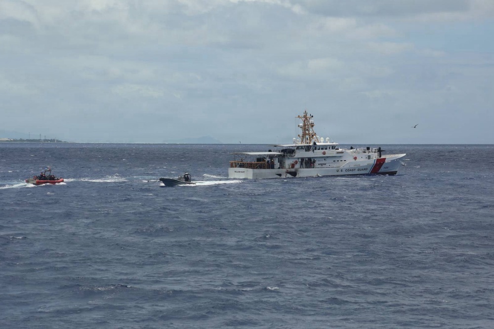 U.S. Coast Guard and Mexican Navy conduct non-compliant vessel boarding training with Philippine Coast Guard during RIMPAC 2026