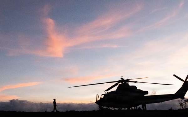 VMM-164 (Rein.) conducts nighttime close air support exercise