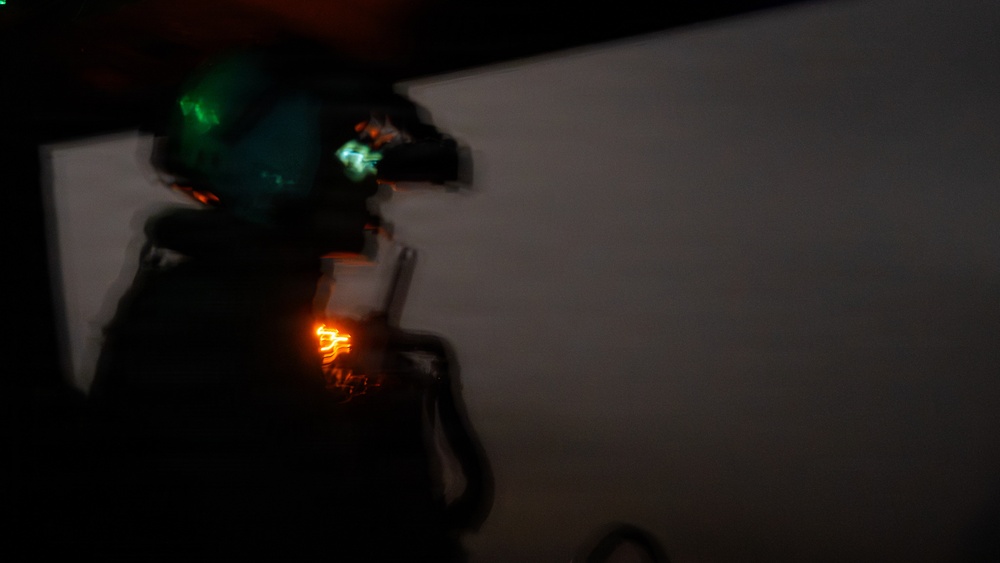 VMM-164 (Rein.) conducts nighttime close air support exercise