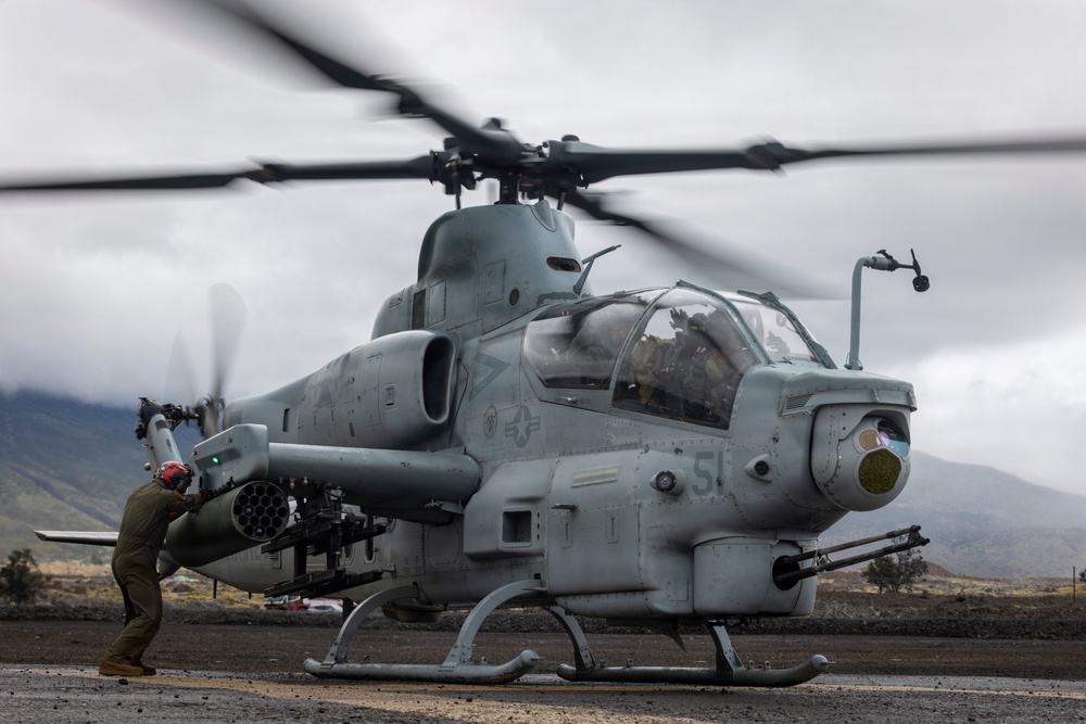 VMM-164 (REIN) operates forward arming, refueling point