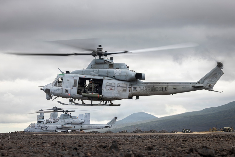 VMM-164 (REIN) operates at Pohakuloa Training Area during RIMPAC 2026