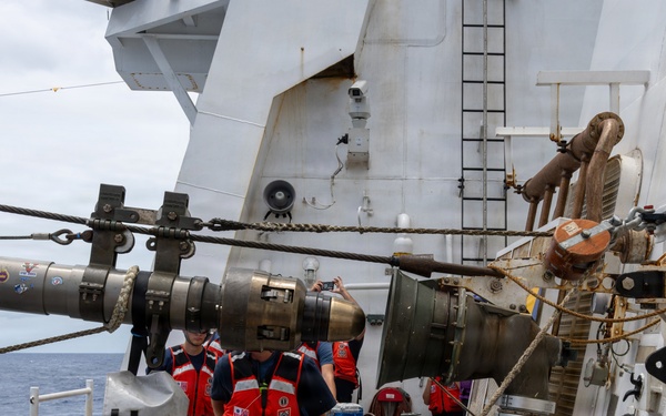 U.S. Coast Guard and New Zealand Royal Navy conduct a replenishment-at-sea during RIMPAC 2026