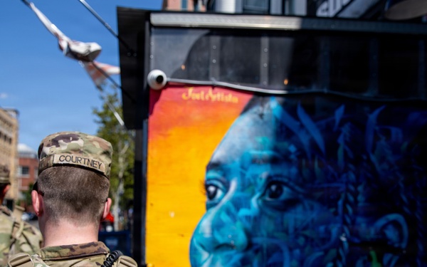 U.S. National Guardsmen Assigned to JTF-DC Presence Patrol