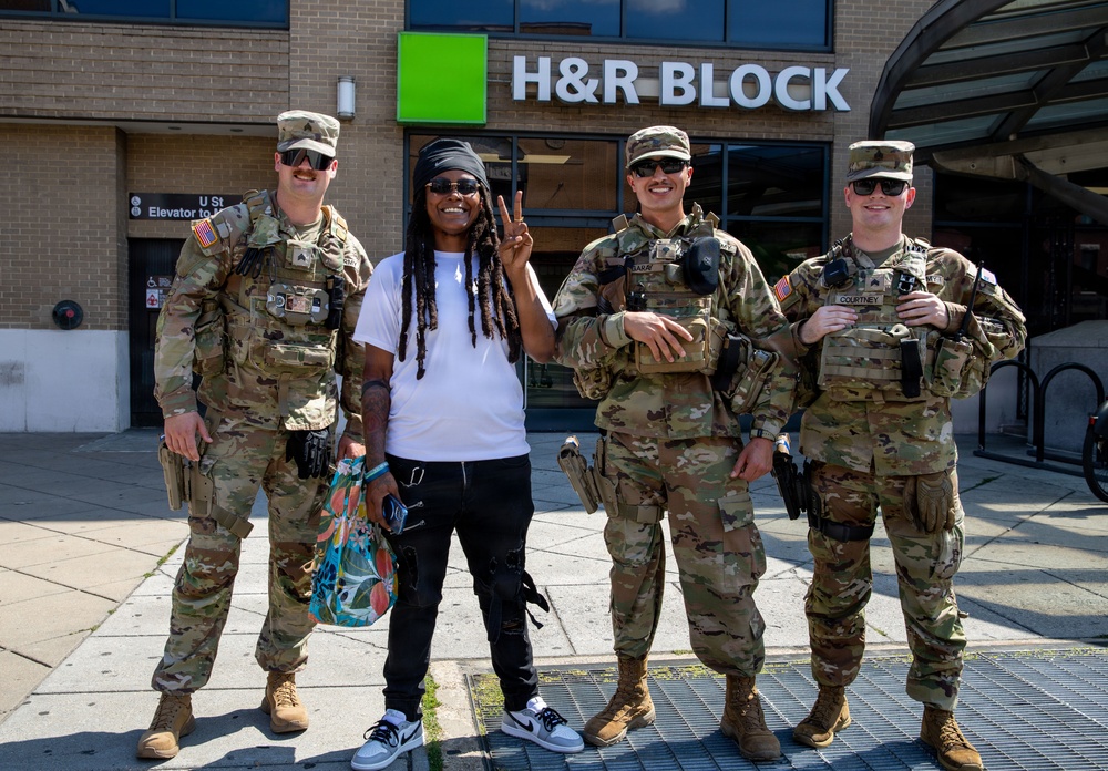 U.S. National Guardsmen Assigned to JTF-DC Presence Patrol