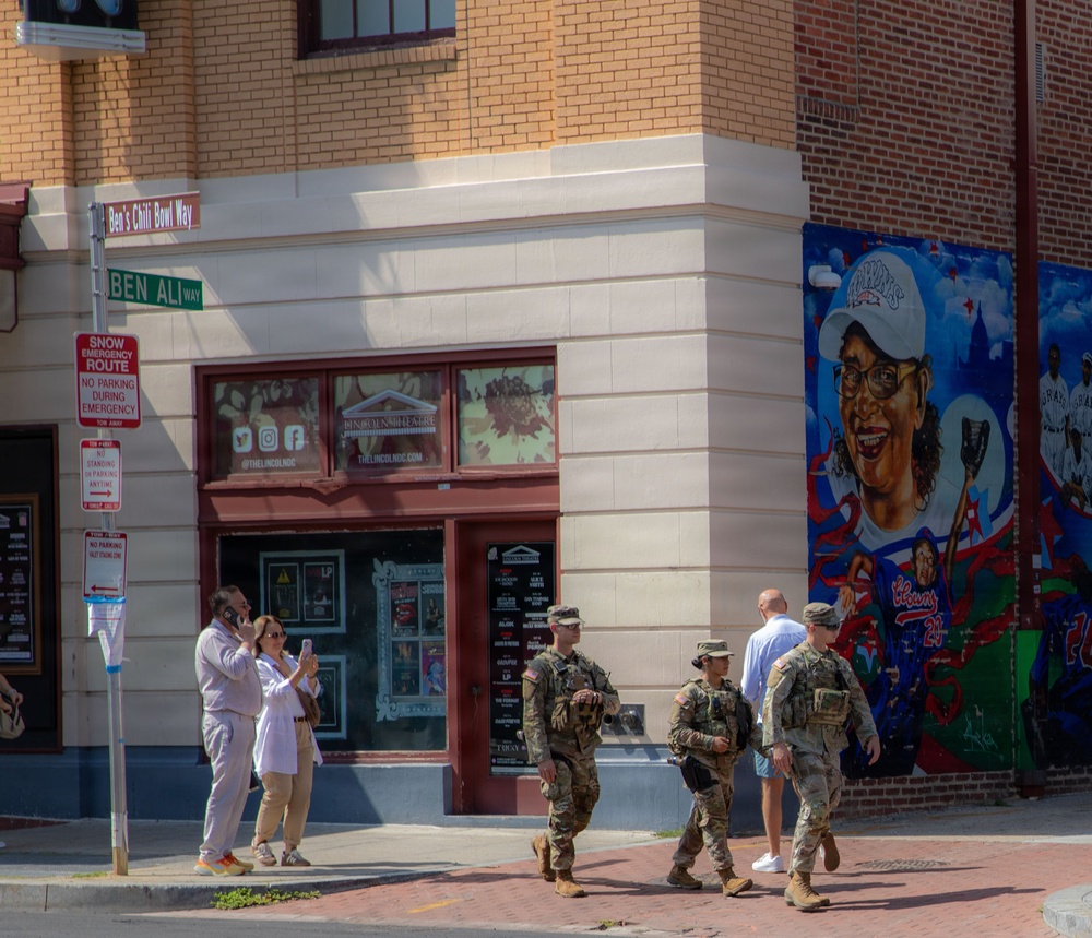 U.S. National Guardsmen Assigned to JTF-DC Presence Patrol