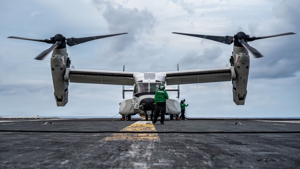 George Washington Conducts Flight Operations