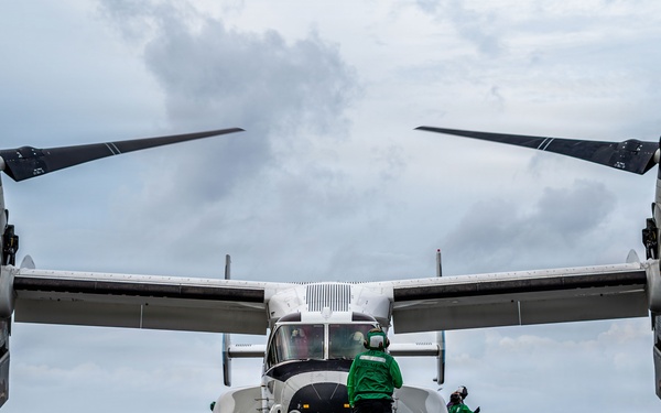 George Washington Conducts Flight Operations