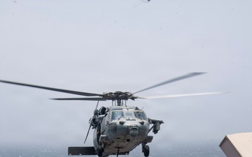 USS Boxer, USNS Carl Brashear Conduct VERTREP