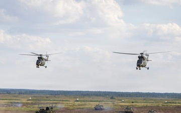 U.S. Army and NATO Soldiers participate in the in the Battle of Tanks in Poland
