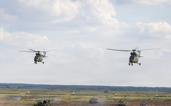 U.S. Army and NATO Soldiers participate in the in the Battle of Tanks in Poland