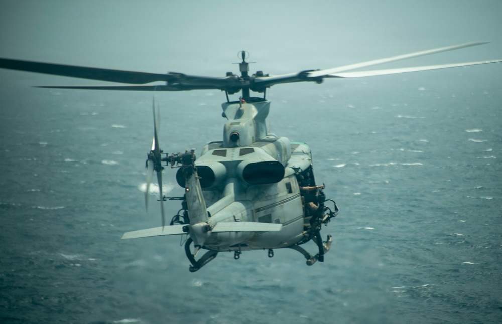 USS Boxer, VMM 163 Conducts Flight Operations