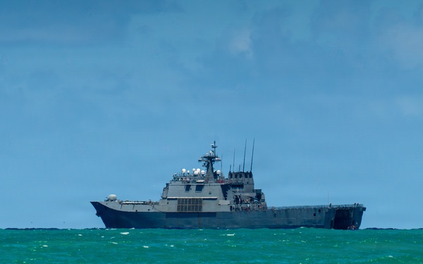 South Korean Navy tank landing ship Cheon Ja Bong (LST 687) inserts ROK Marines during ship-to-shore movements during RIMPAC 2026