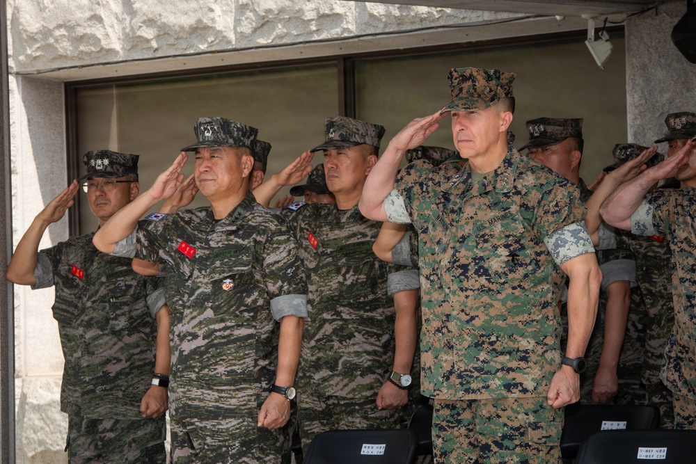 KMEP 26.2: III MEF General Visits Republic of Korea Marine Corps Headquarters