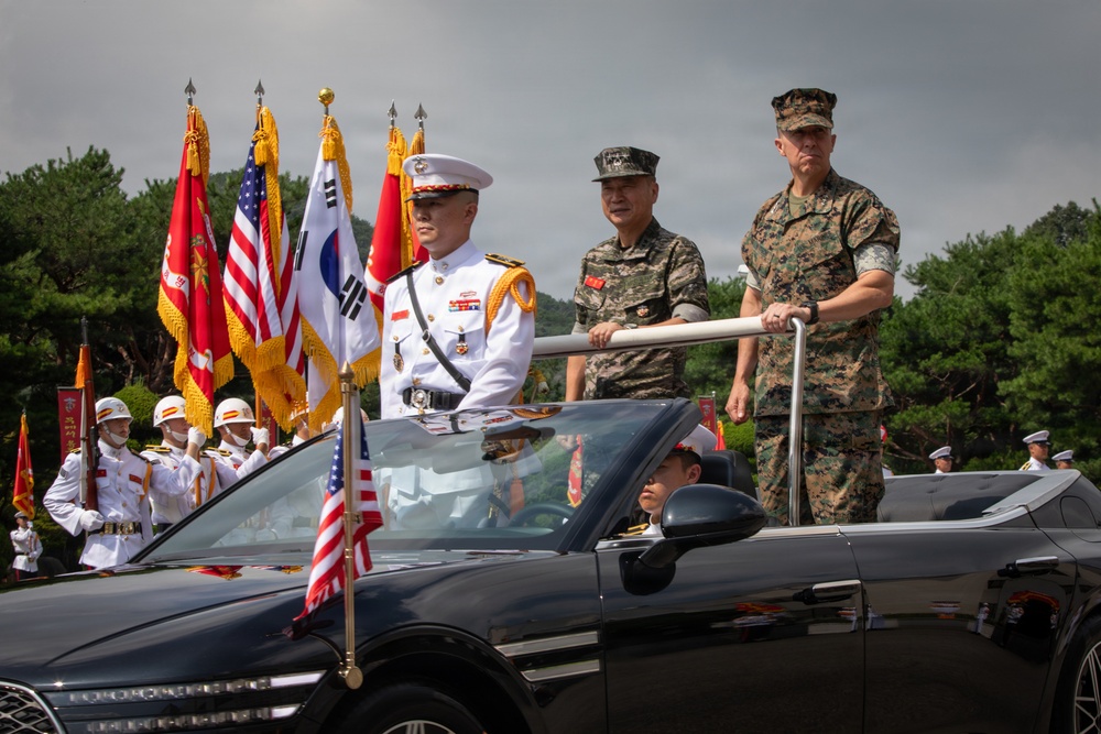 KMEP 26.2: III MEF General Visits Republic of Korea Marine Corps Headquarters