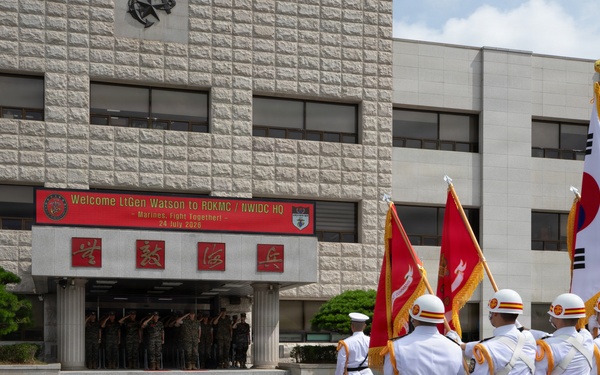 KMEP 26.2: III MEF General Visits Republic of Korea Marine Corps Headquarters