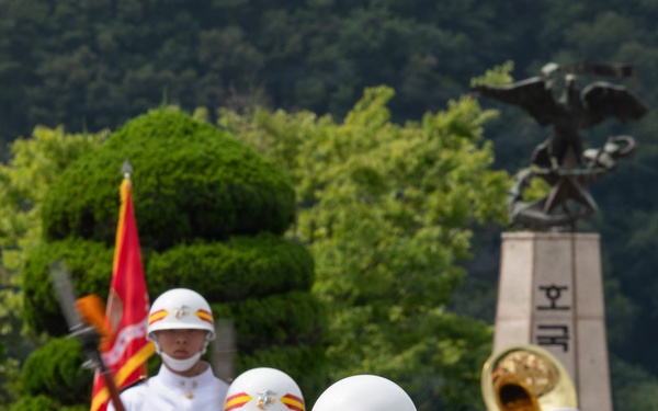 KMEP 26.2: III MEF General Visits Republic of Korea Marine Corps Headquarters