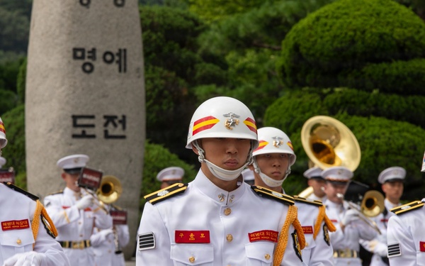 KMEP 26.2: III MEF General Visits Republic of Korea Marine Corps Headquarters