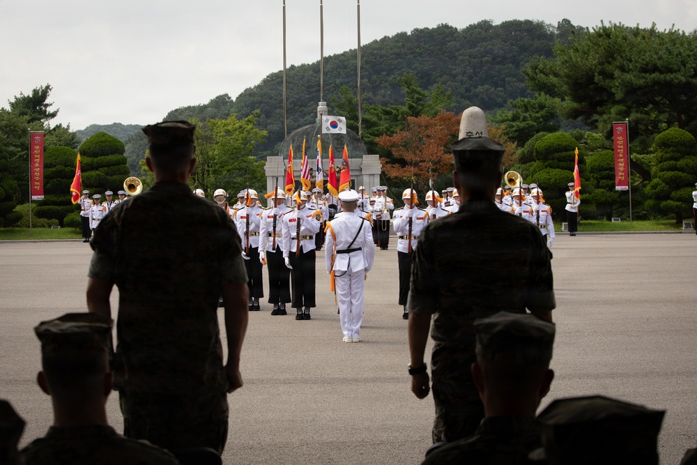 KMEP 26.2: III MEF General Visits Republic of Korea Marine Corps Headquarters