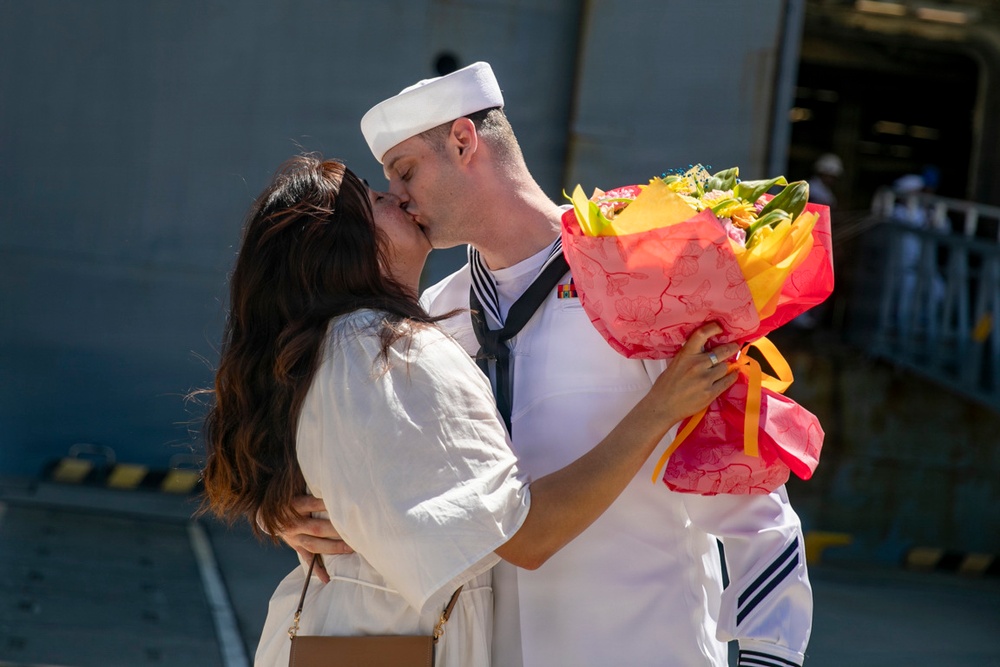 USS Tripoli (LHA 7) Returns to Sasebo, Japan