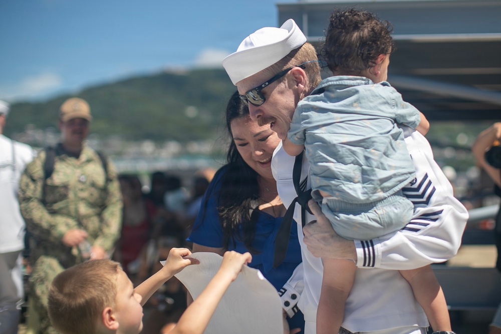 USS Tripoli (LHA 7) Returns to Sasebo, Japan